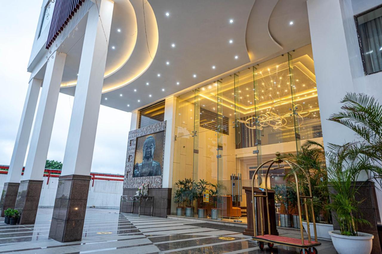 The Elite Lucknow Convention Hotel ภายนอก รูปภาพ